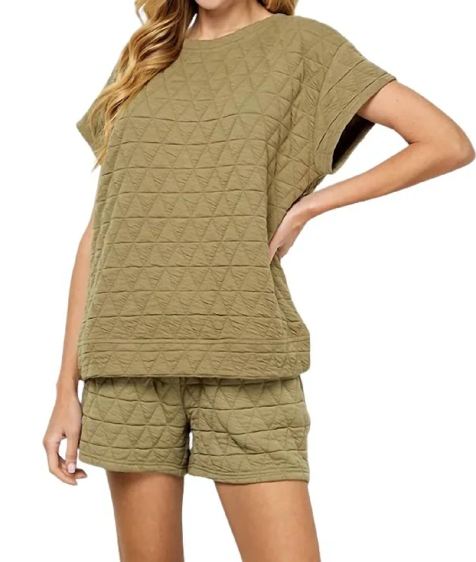 Quilted Short Sleeve Top In Olive