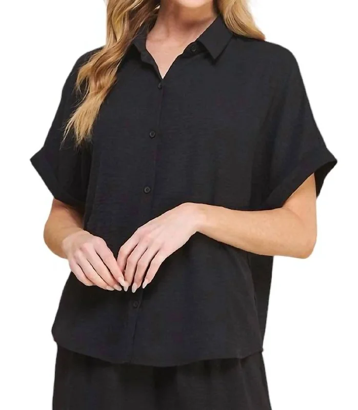 Sadie Short Sleeve Button Down In Black