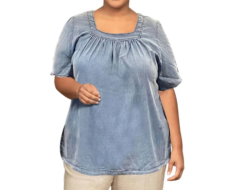 Chambray Short Sleeve Pop Over Top - Plus In Light Wash Denim