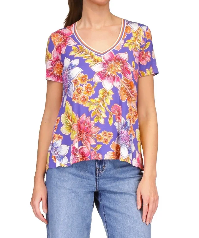 Janie Favorite Short Sleeve V- Neck Swing Tee In Niccola